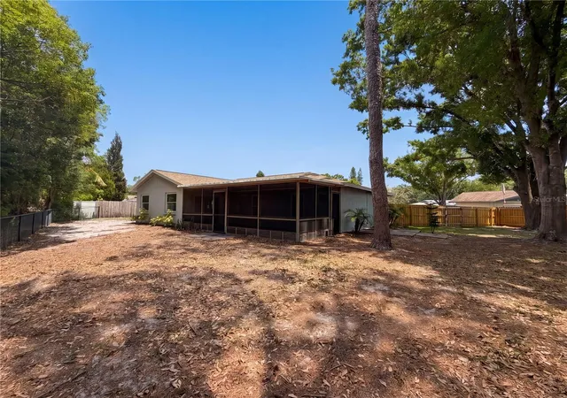 Photo 4 of Sale Pending at 13804 Candidate Pl, Tampa, FL 33613 | MLS# O6403339 | Listing updated on 2026-10-06