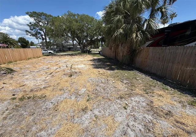 Photo 3 of Land for sale at 6825 Garden Dr, New Port Richey, FL 34652 | MLS# O6403373 | Listing updated on 2026-09-21
