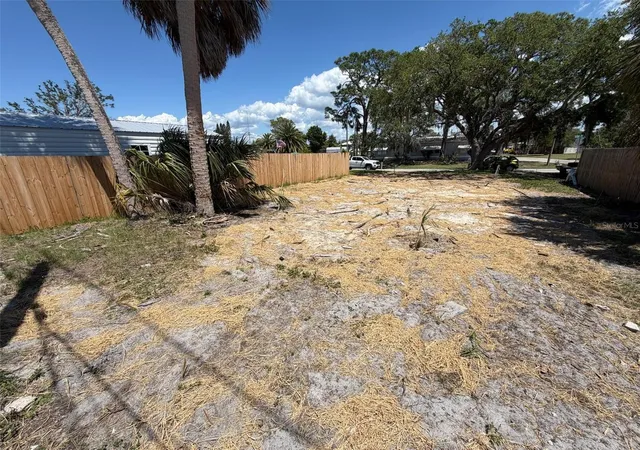 Photo 4 of Land for sale at 6825 Garden Dr, New Port Richey, FL 34652 | MLS# O6403373 | Listing updated on 2026-09-21