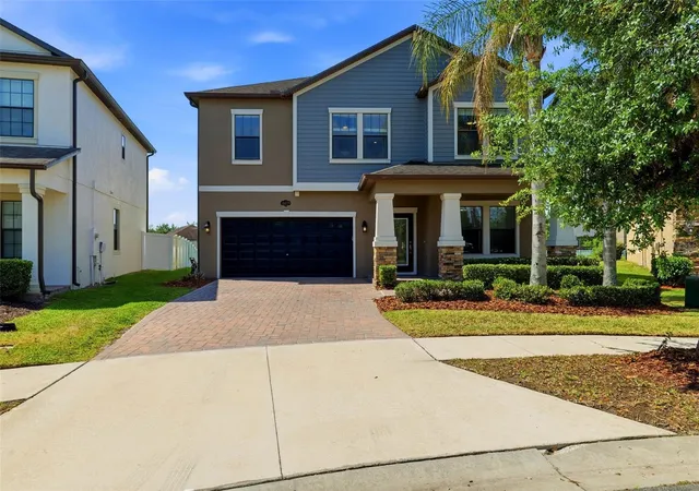 Photo 2 of Sale Pending at 19419 Paddock View Dr, Tampa, FL 33647 | MLS# TB8503200 | Listing updated on 2026-09-14