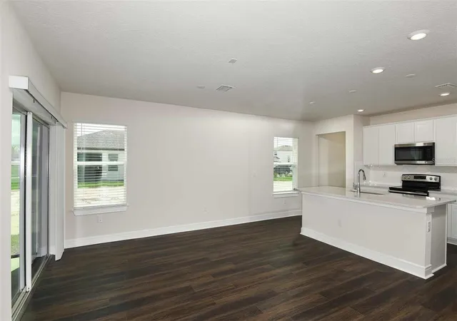 Photo 3 of Sale Pending at 12229 Tranquil Waters Ter, Parrish, FL 34219 | MLS# TB8503277 | Listing updated on 2026-10-29