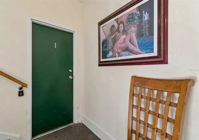 Photo 4 of House for sale at 1033 19th Avenue S, St Petersburg, FL 33705 | MLS# TB8503357 | Listing updated on 2026-09-29