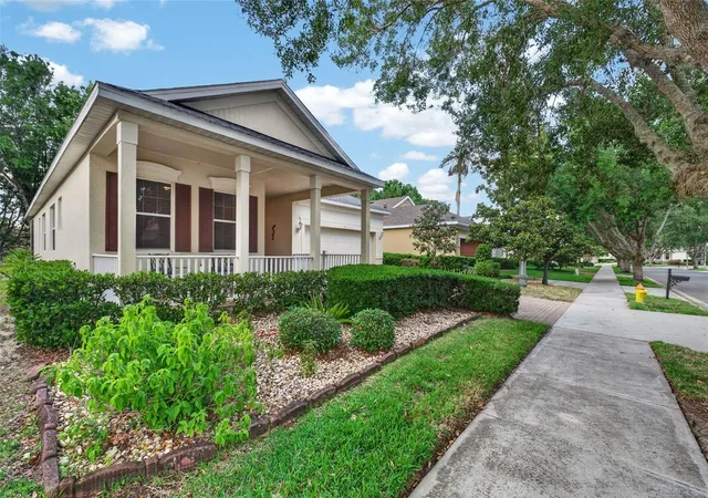 Photo 3 of Single family home for sale at 111 Flame Vine Way, Groveland, FL 34736 | MLS# A4692131 | Listing updated on 2026-09-15