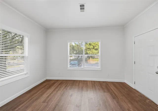 Photo 3 of Sale Pending at 5430 Rose Ave, Orlando, FL 32810 | MLS# O6404391 | Listing updated on 2026-09-14