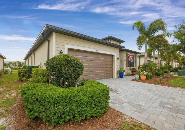 Photo 3 of Single family home for sale at 1921 E Isles Rd, Port Charlotte, FL 33953 | MLS# D6147329 | Listing updated on 2026-09-18