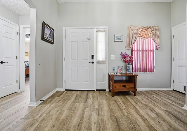 Photo 3 of Single family home for sale at 820 Cortez Ave, The Villages, FL 32159 | MLS# G5111892 | Listing updated on 2026-09-10