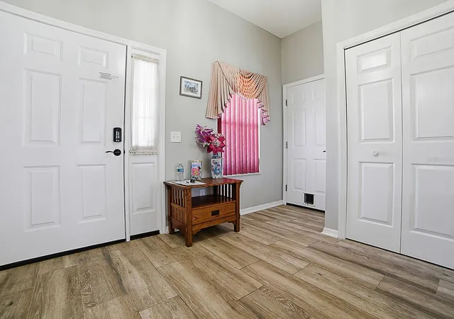Photo 3 of Single family home for sale at 820 Cortez Ave, The Villages, FL 32159 | MLS# G5111892 | Listing updated on 2026-09-10