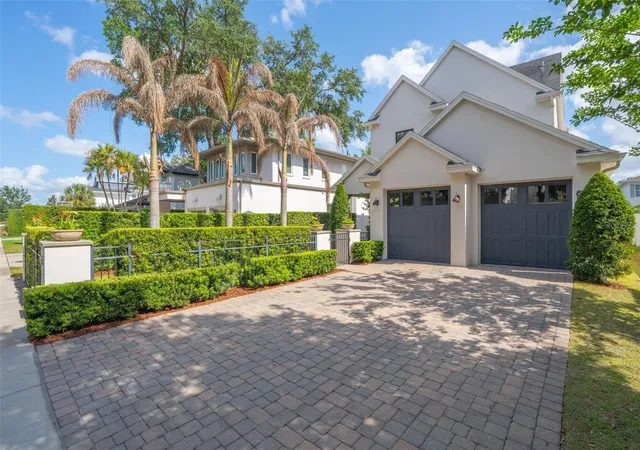 Photo 3 of Single family home for sale at 1420 Magnolia Ave, Winter Park, FL 32789 | MLS# O6404564 | Listing updated on 2026-09-12