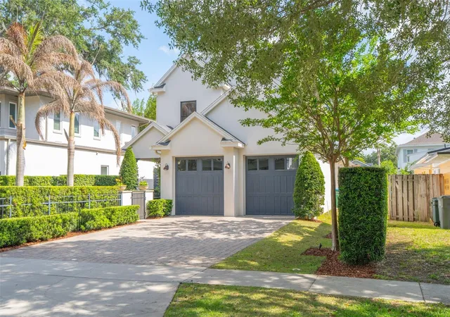 Photo 3 of Single family home for sale at 1420 Magnolia Ave, Winter Park, FL 32789 | MLS# O6404564 | Listing updated on 2026-09-12
