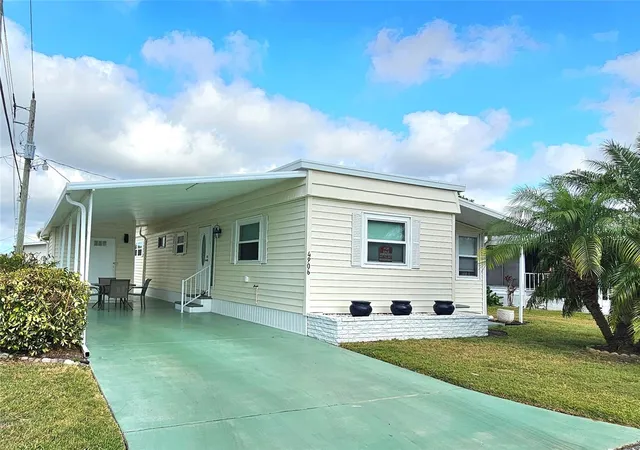Photo 1 of Manufactured home for sale at 4906 E 7th A St #712, Bradenton, FL 34203 | MLS# A4692553 | Listing updated on 2026-09-15