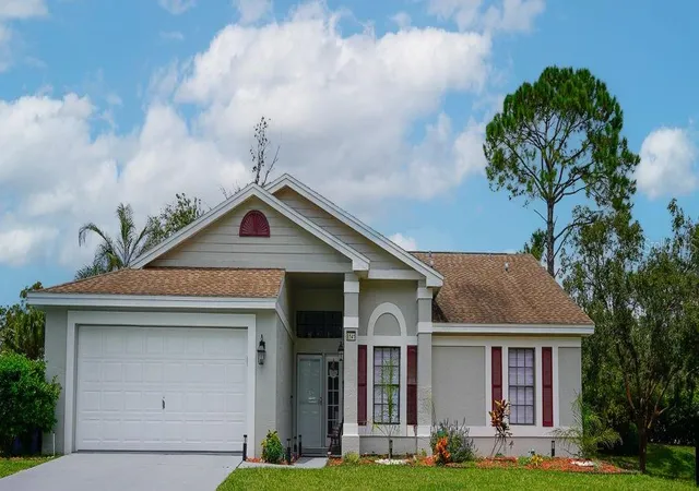 Photo 2 of Single family home for sale at 8141 Golf Clb Ct, Hudson, FL 34667 | MLS# TB8505790 | Listing updated on 2026-09-10