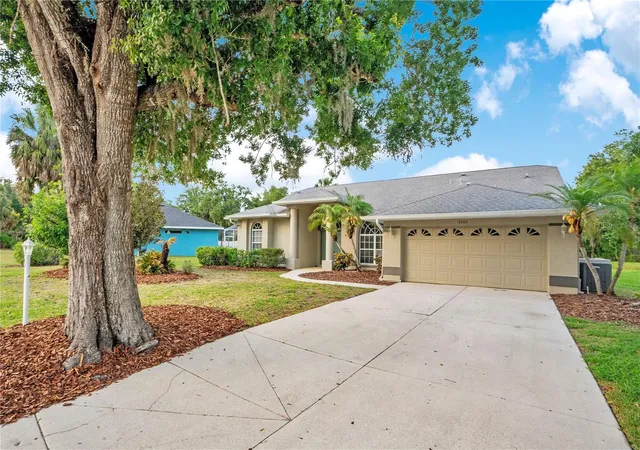 Photo 1 of Single family home for sale at 3404 River Woods Dr, Parrish, FL 34219 | MLS# O6405563 | Listing updated on 2026-10-29