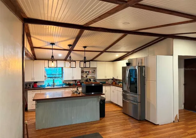 Photo 3 of Manufactured home for sale at 186 Gladys Ave, Inglis, FL 34449 | MLS# G5112130 | Listing updated on 2026-10-01