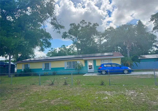 Photo 1 of Sale Pending at 12309 Cambridge Ave, Tampa, FL 33624 | MLS# L4961776 | Listing updated on 2026-09-10