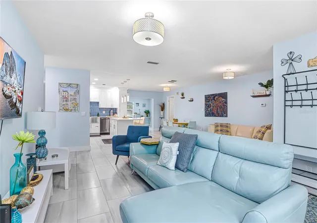 Photo 4 of Single family home for sale at 12819 129th Terrace, Largo, FL 33774 | MLS# TB8506971 | Listing updated on 2026-09-18