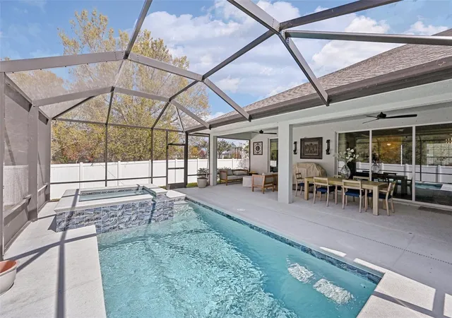 Photo 3 of Single family home for sale at 3955 Oak Holw Ave, Vero Beach, FL 32966 | MLS# O6406658 | Listing updated on 2026-09-30