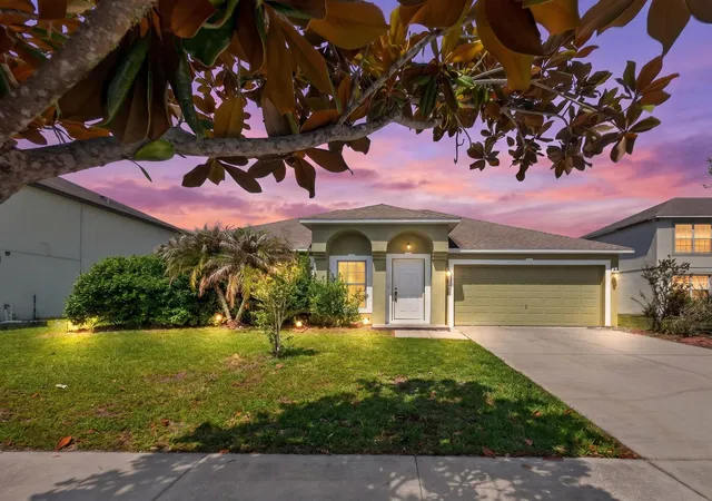 Photo 1 of Single family home for sale at 4020 Sunny Day Way, Kissimmee, FL 34744 | MLS# S5149650 | Listing updated on 2026-10-26