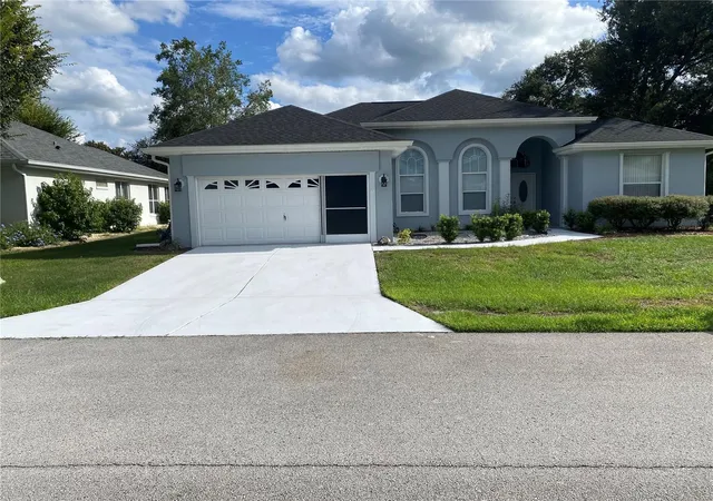 Photo 1 of Single family home for sale at 6744 Sw 113th Place, Ocala, FL 34476 | MLS# OM724649 | Listing updated on 2026-09-13