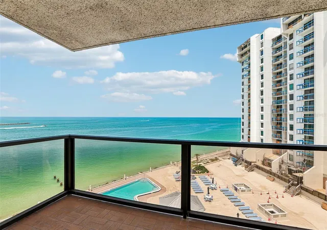 Photo 4 of Condo for sale at 450 S Gulfview Blvd #703, Clearwater Beach, FL 33767 | MLS# TB8507942 | Listing updated on 2026-10-06