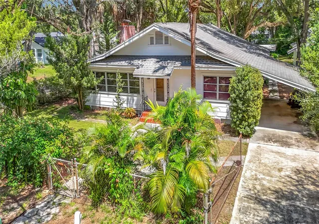 Photo 1 of Single family home for sale at 1304 E Diana St, Tampa, FL 33604 | MLS# TB8508794 | Listing updated on 2026-09-14