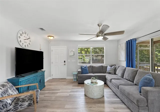 Photo 3 of Single family home for sale at 6183 Waverly Rd, Weeki Wachee, FL 34607 | MLS# TB8508813 | Listing updated on 2026-09-10