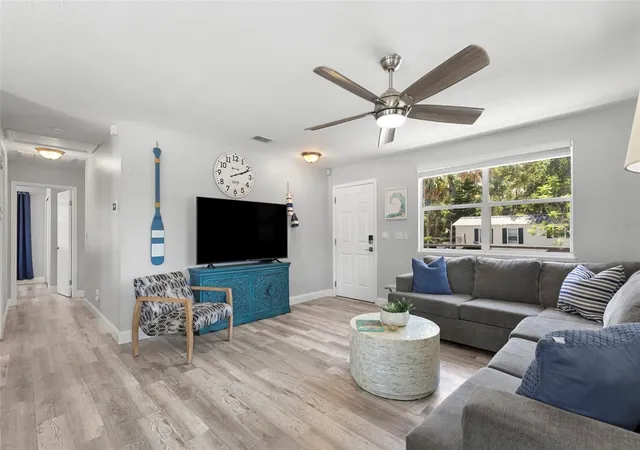 Photo 4 of Single family home for sale at 6183 Waverly Rd, Weeki Wachee, FL 34607 | MLS# TB8508813 | Listing updated on 2026-09-10