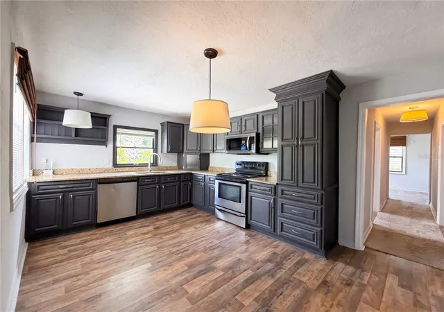 Photo 2 of Sale Pending at 2228 N Orange Ave, Sarasota, FL 34234 | MLS# O6408224 | Listing updated on 2026-09-15