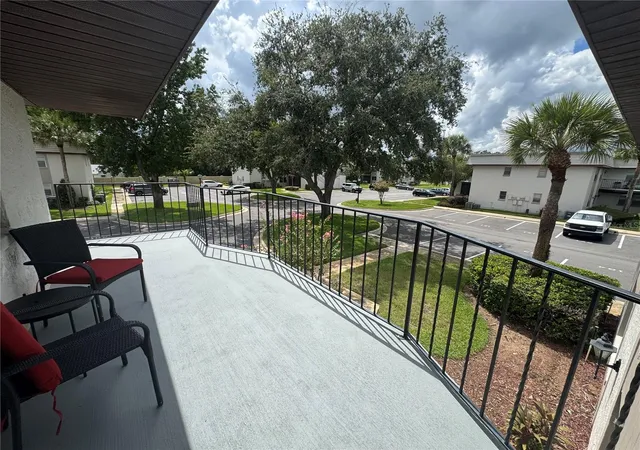 Listing Photo 5 - Condo for sale in building located at 170 Windtree Ln, WINTER GARDEN, FL 34787