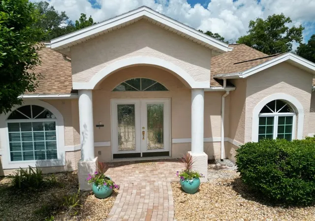 Photo 3 of Single family home for sale at 12125 Knotty Pine Loop, San Antonio, FL 33576 | MLS# TB8509654 | Listing updated on 2026-09-25