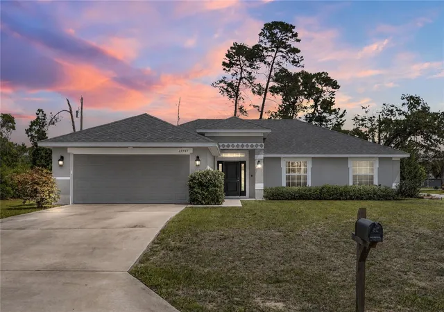 Photo 2 of Single family home for sale at 15947 Southwest 26th Ct, Ocala, FL 34473 | MLS# O6408868 | Listing updated on 2026-10-08