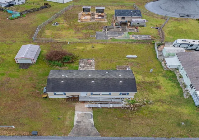 Photo 2 of Manufactured home for sale at 2308 Kay St, Lake Alfred, FL 33850 | MLS# TB8509915 | Listing updated on 2026-10-07