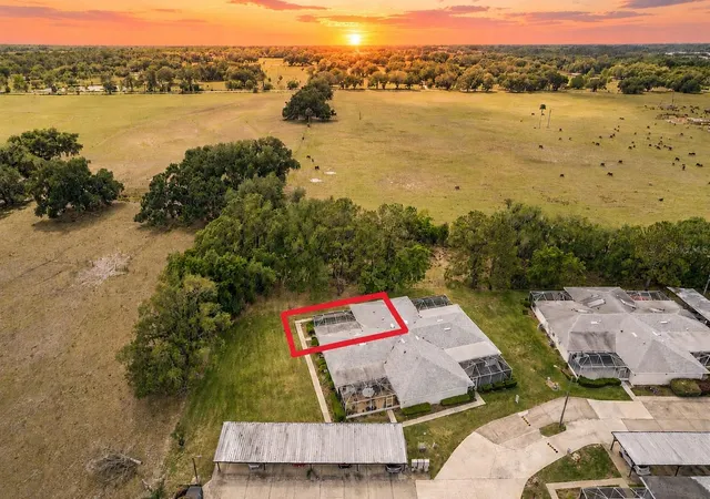 Photo 3 of House for sale at 2993 Poplar Ave, Leesburg, FL 34748 | MLS# G5112544 | Listing updated on 2026-09-14