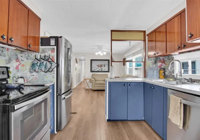 Photo 4 of Manufactured home for sale at 800 Chesapeake Dr #55, Tarpon Springs, FL 34689 | MLS# TB8510565 | Listing updated on 2026-09-13