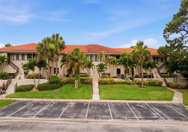 Photo 1 of Condo for sale at 1802 Mariner Dr E #25, Tarpon Springs, FL 34689 | MLS# TB8510783 | Listing updated on 2026-09-11