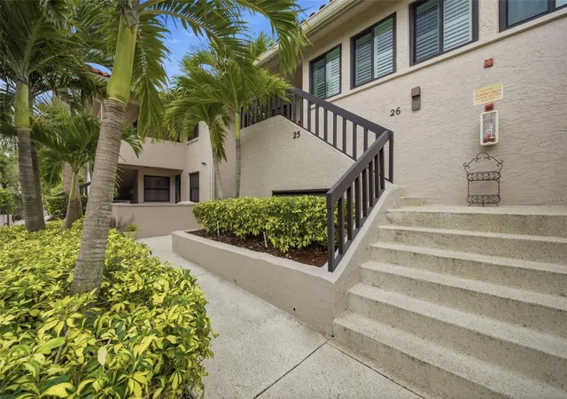 Photo 3 of Condo for sale at 1802 Mariner Dr E #25, Tarpon Springs, FL 34689 | MLS# TB8510783 | Listing updated on 2026-09-11