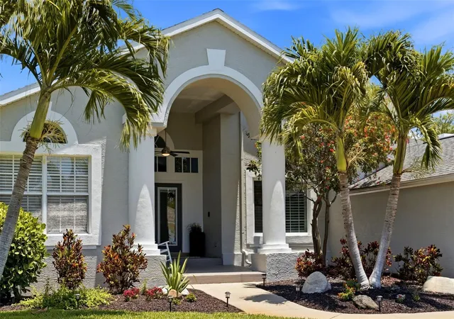 Photo 1 of Single family home for sale at 631 De Soto Dr, Saint Petersburg, FL 33715 | MLS# TB8511025 | Listing updated on 2026-10-10