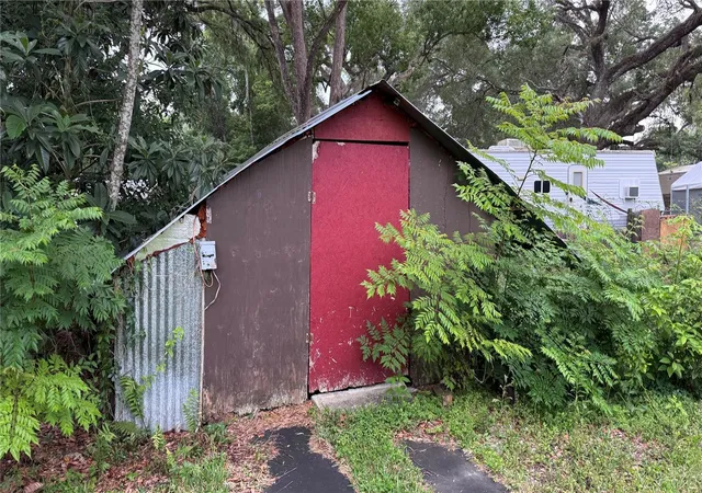 Photo 18 of Manufactured home for sale at 20050 Ruth St, BROOKSVILLE, FL 34601 | MLS# TB8511052 | Listing updated on 2026-09-25