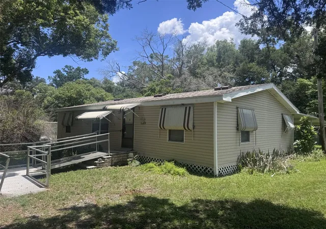 Photo 3 of Manufactured home for sale at 20050 Ruth St, Brooksville, FL 34601 | MLS# TB8511052 | Listing updated on 2026-09-25