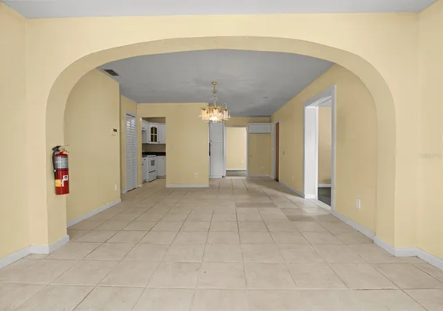Photo 4 of Single family home for sale at 844 Chamberlain Blvd, Wauchula, FL 33873 | MLS# S5150407 | Listing updated on 2026-10-13