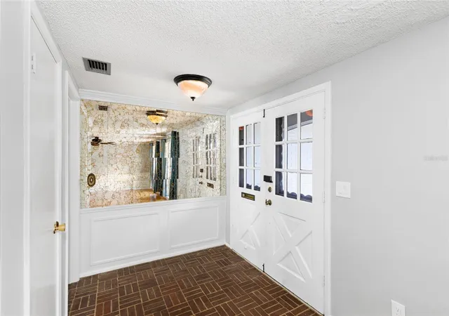 Photo 2 of Single family home for sale at 3803 Sail Dr, New Port Richey, FL 34652 | MLS# TB8511298 | Listing updated on 2026-09-11