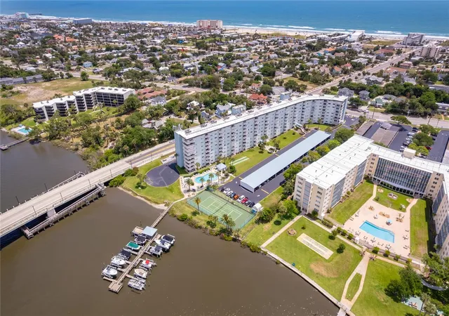 Photo 3 of Condo for sale at 100 Silver Beach Ave #516, Daytona Beach, FL 32118 | MLS# O6410632 | Listing updated on 2026-09-28