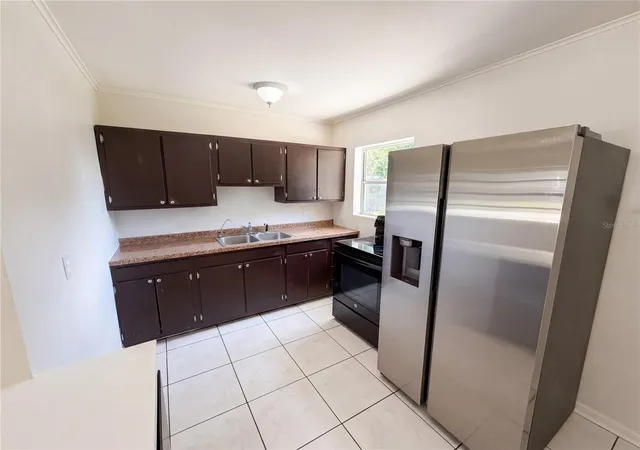 Photo 2 of Sale Pending at 459 Notre Dame Dr, Altamonte Springs, FL 32714 | MLS# O6410768 | Listing updated on 2026-10-08