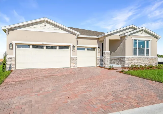 Photo 3 of Single family home for sale at 3037 Woodcliff Lake Cir, Clermont, FL 34711 | MLS# S5150636 | Listing updated on 2026-10-21