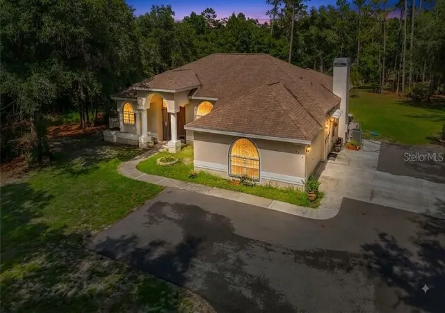 Photo 1 of Sale Pending at 8338 Handcart Rd, Wesley Chapel, FL 33545 | MLS# L4962229 | Listing updated on 2026-09-29