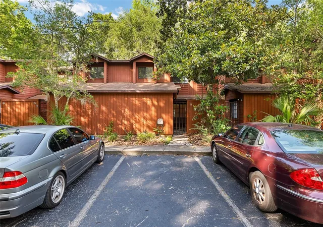 Condo for sale at 900 SW 62nd Boulevard #L76, GAINESVILLE, FL 32607 | MLS# GC540676