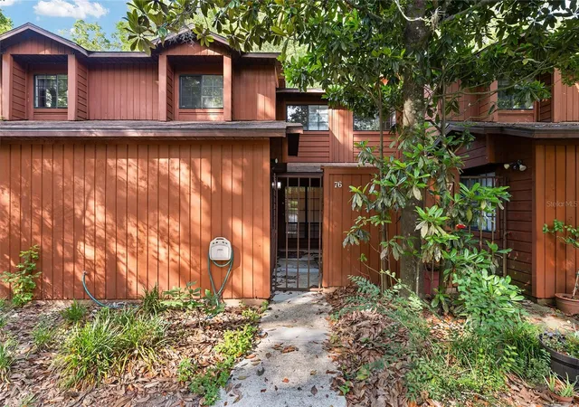 Photo 3 of Condo for sale at 900 Sw 62nd Boulevard #L76, Gainesville, FL 32607 | MLS# GC540676 | Listing updated on 2026-09-11
