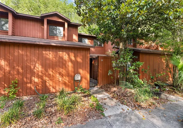 Photo 3 of Condo for sale at 900 SW 62nd Boulevard #L76, Gainesville, FL 32607 | MLS# GC540676 | Listing updated on 2026-09-11