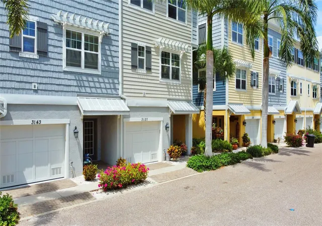Photo 3 of Townhouse for sale at 3137 Moorings Dr S, Saint Petersburg, FL 33712 | MLS# A4694944 | Listing updated on 2026-09-12