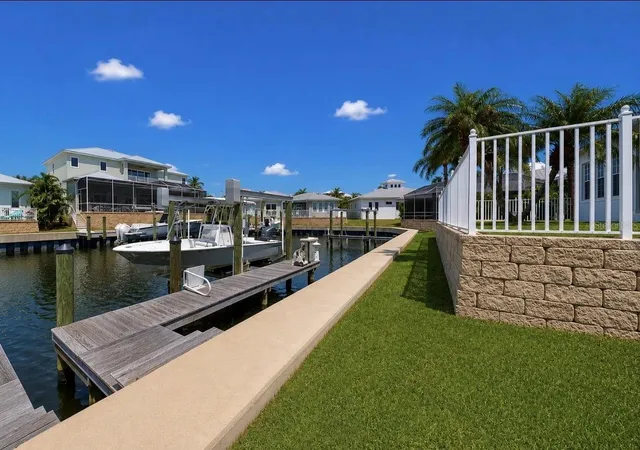 Photo 3 of Single family home for sale at 611 Mirabay Blvd, Apollo Beach, FL 33572 | MLS# TB8512664 | Listing updated on 2026-09-21