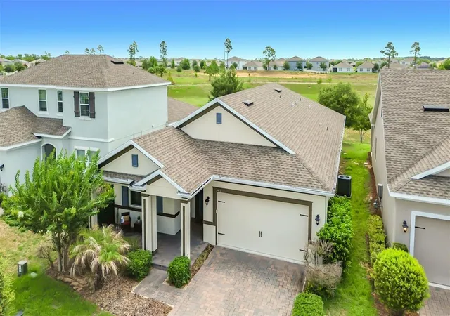 Photo 4 of Single family home for sale at 2427 Zaballina Pl, Davenport, FL 33897 | MLS# S5150780 | Listing updated on 2026-10-17
